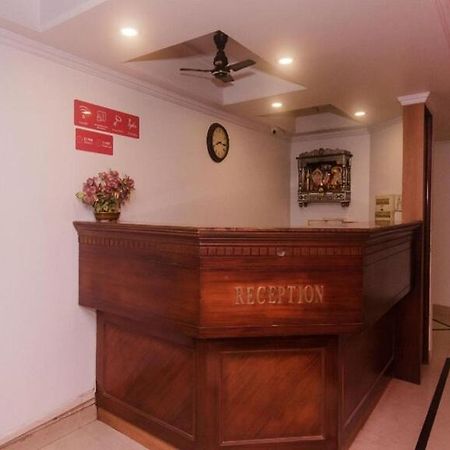 Hotel Palm Star Belapurpada 外观 照片
